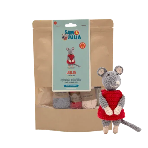 Sam & Julia – Häkelpaket Julia – komplettes Häkelset für 12 cm Maus – für Teens & Erwachsene LI00002